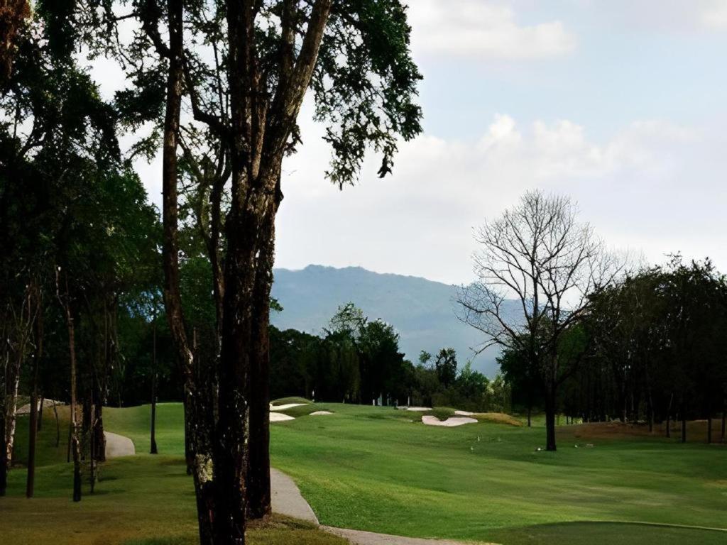 Royal Hills Golf Resort & Spa Nakhon Nayok Luaran gambar