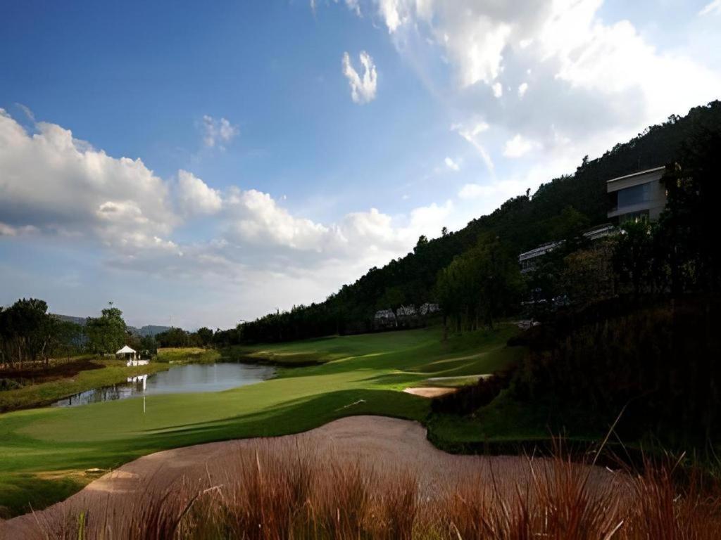 Royal Hills Golf Resort & Spa Nakhon Nayok Luaran gambar