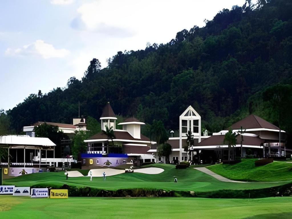 Royal Hills Golf Resort & Spa Nakhon Nayok Luaran gambar