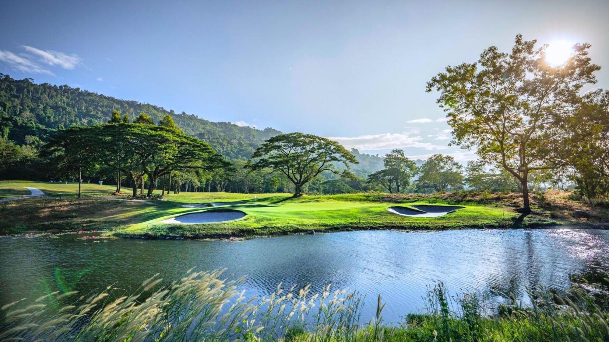 Royal Hills Golf Resort & Spa Nakhon Nayok Luaran gambar