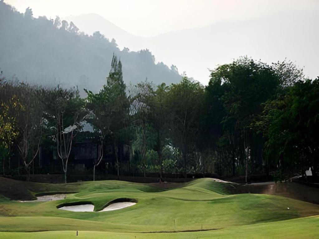 Royal Hills Golf Resort & Spa Nakhon Nayok Luaran gambar