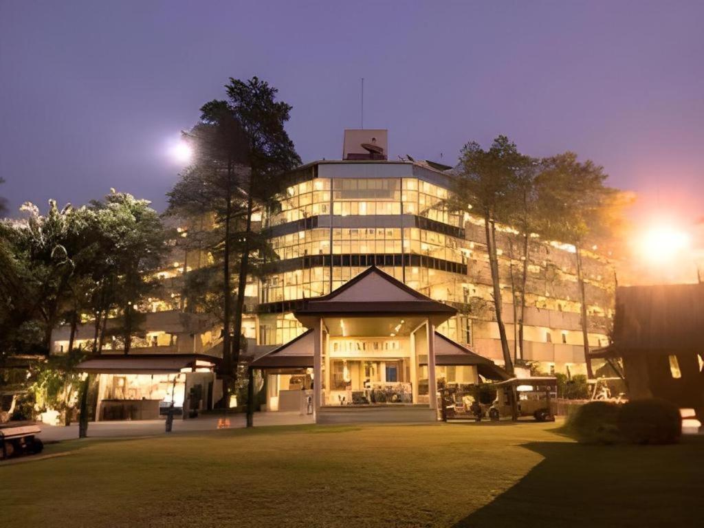 Royal Hills Golf Resort & Spa Nakhon Nayok Luaran gambar